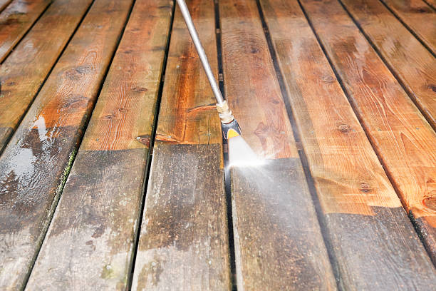 Best Commercial Pressure Washing  in Bevil Oaks, TX